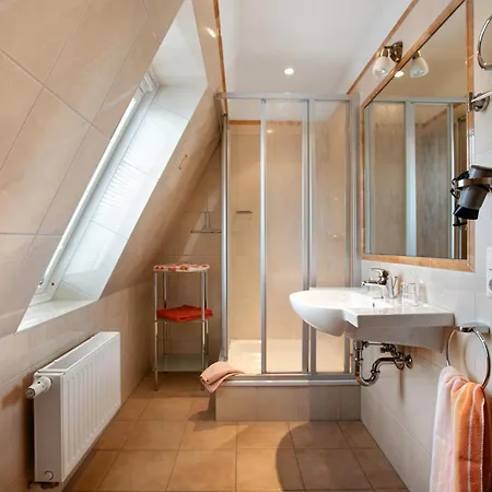 H H Ingwersen Апартаменты *