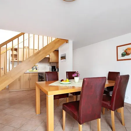H H Ingwersen Apartment
